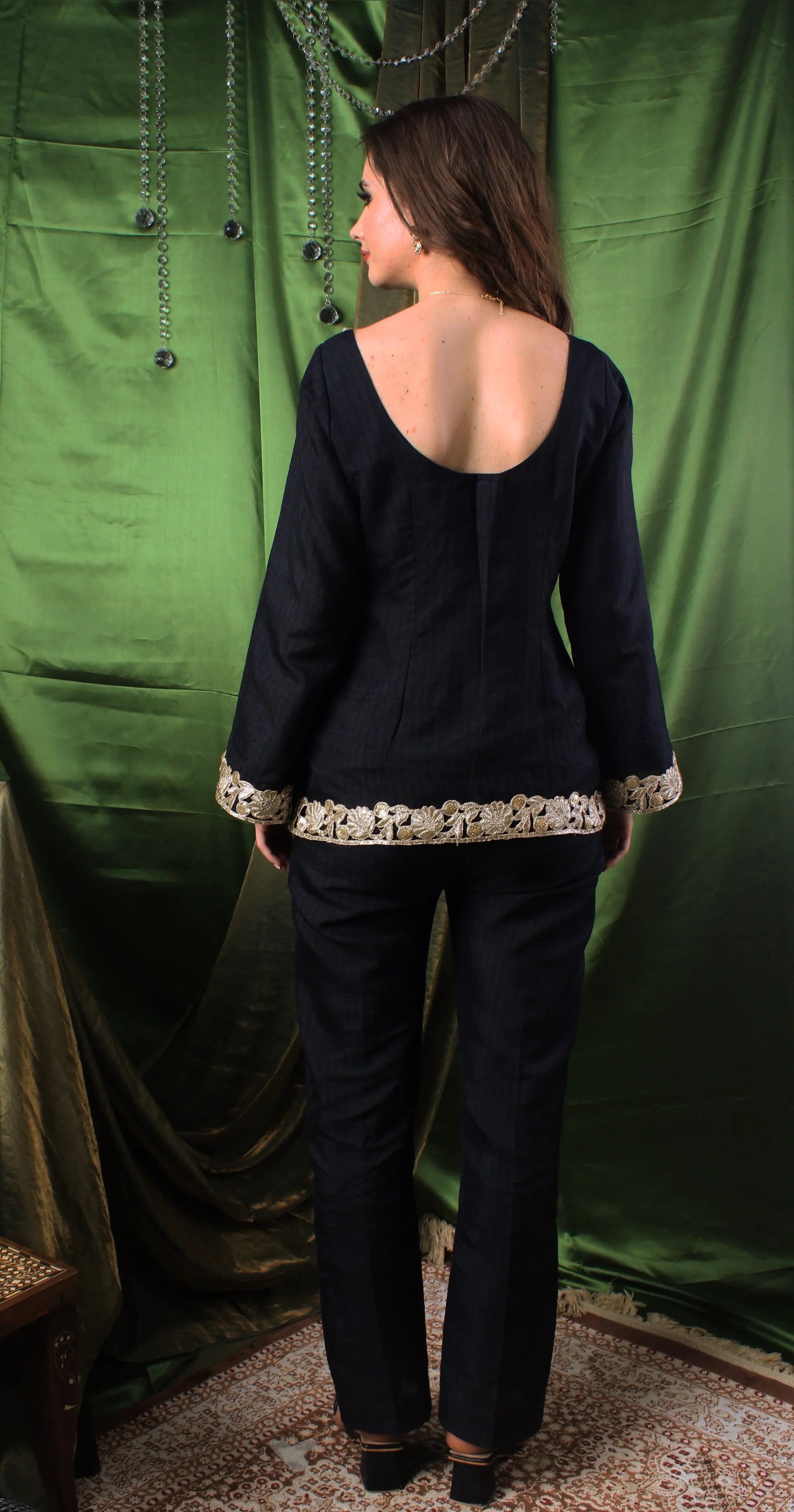 Handwoven Agate Black Top