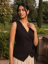 Noir Effortless Wrap top
